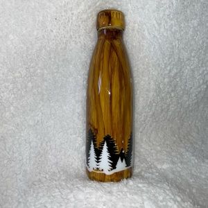 Insulated water bottle